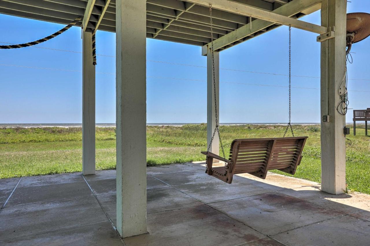 Oceanfront Galveston Home - Walk To Beach! 외부 사진
